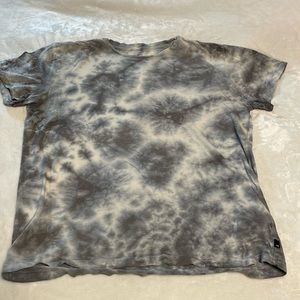 American Eagle men’s M tie dye grey- blue tshirt.